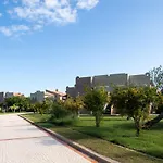 Le Residenze Archimede 아파트호텔 4*